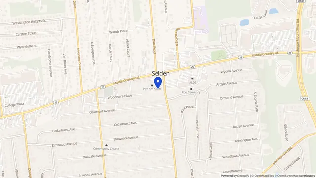 Mapa que muestra la ubicación de DaVita Selden Dialysis en 668 Middle Country Rd, Selden, NY 11784 — DachiPlus ofrece transporte médico aquí.