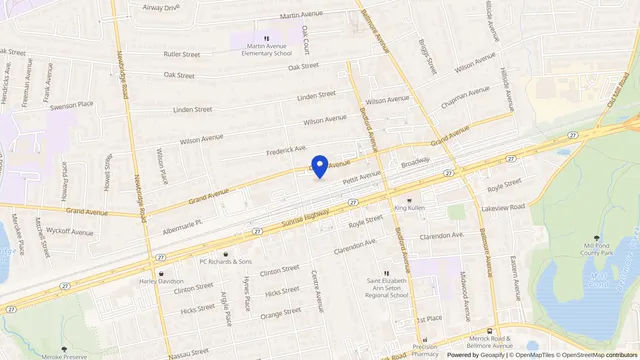 Mapa que muestra la ubicación de Fresenius Kidney Care Bellmore en 250 Pettit Ave, Bellmore, NY 11710 — DachiPlus ofrece transporte médico aquí.