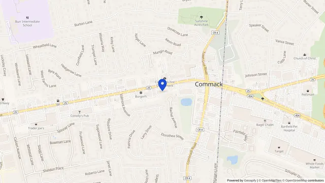 Mapa que muestra la ubicación de Fresenius Kidney Care Commack en 6300 Jericho Tpke, Ste A, Commack, NY 11725 — DachiPlus ofrece transporte médico aquí.